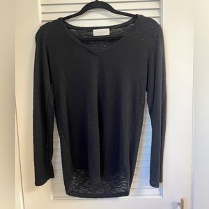 Black soft long sleeve v-neck